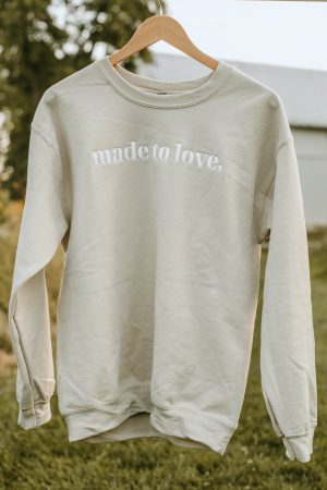 The Made To Love Crew - Beige